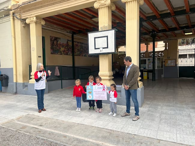 La carrera solidaria de la Casa del Niño logra recaudar más de dos mil seiscientos euros contra el cáncer