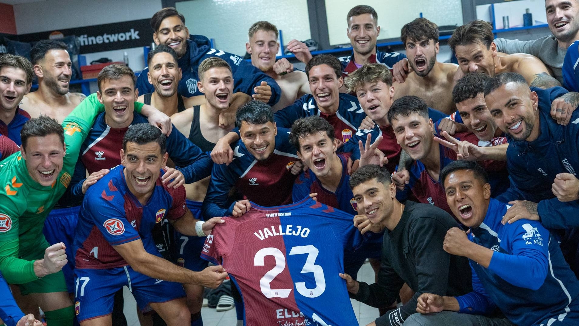 El vestuario ha dedicado el triunfo al lesionado Jaime Vallejo