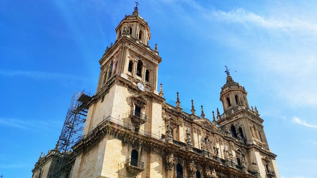 Obras en las cubiertas de la catedral de Jaén.