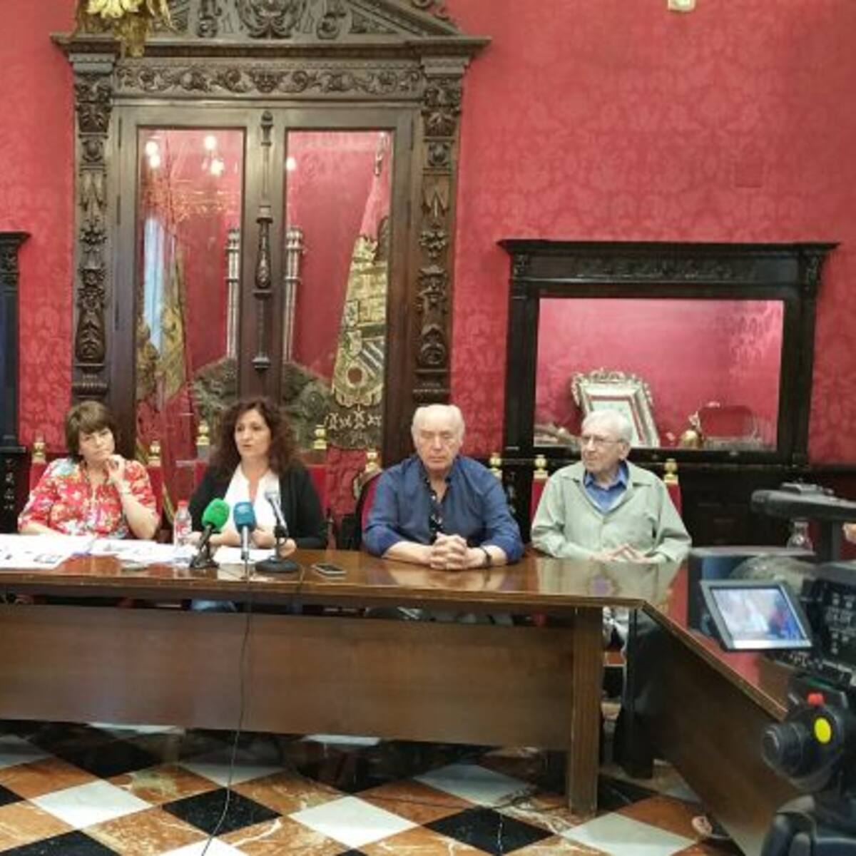 Contra la actividad en la Sala Príncipe