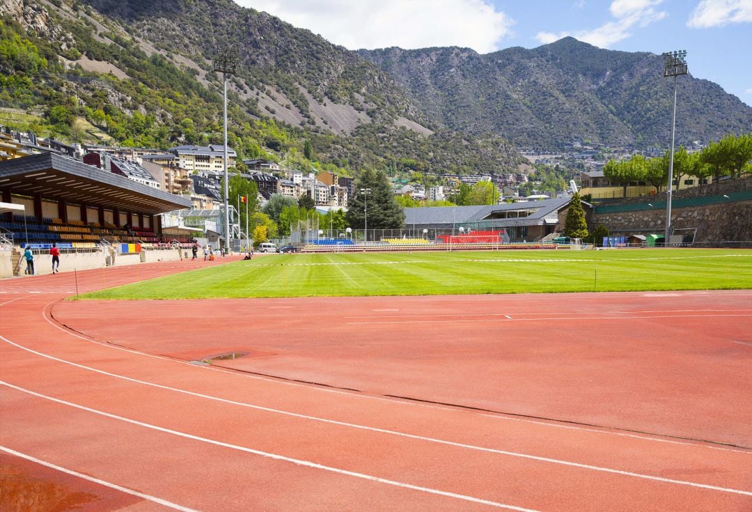 L'Estadi Comunal Joan Samarra.
