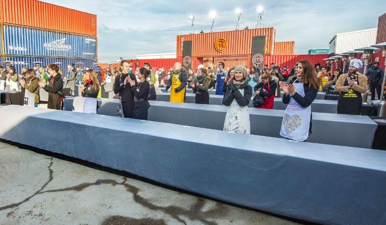 Los aspirantes han emplatado sus creaciones en un polígono industrial de Getafe