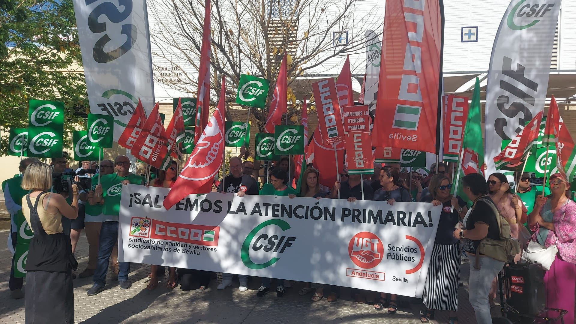 Protestas de los sindicatos en defensa de la Atención Primaria.