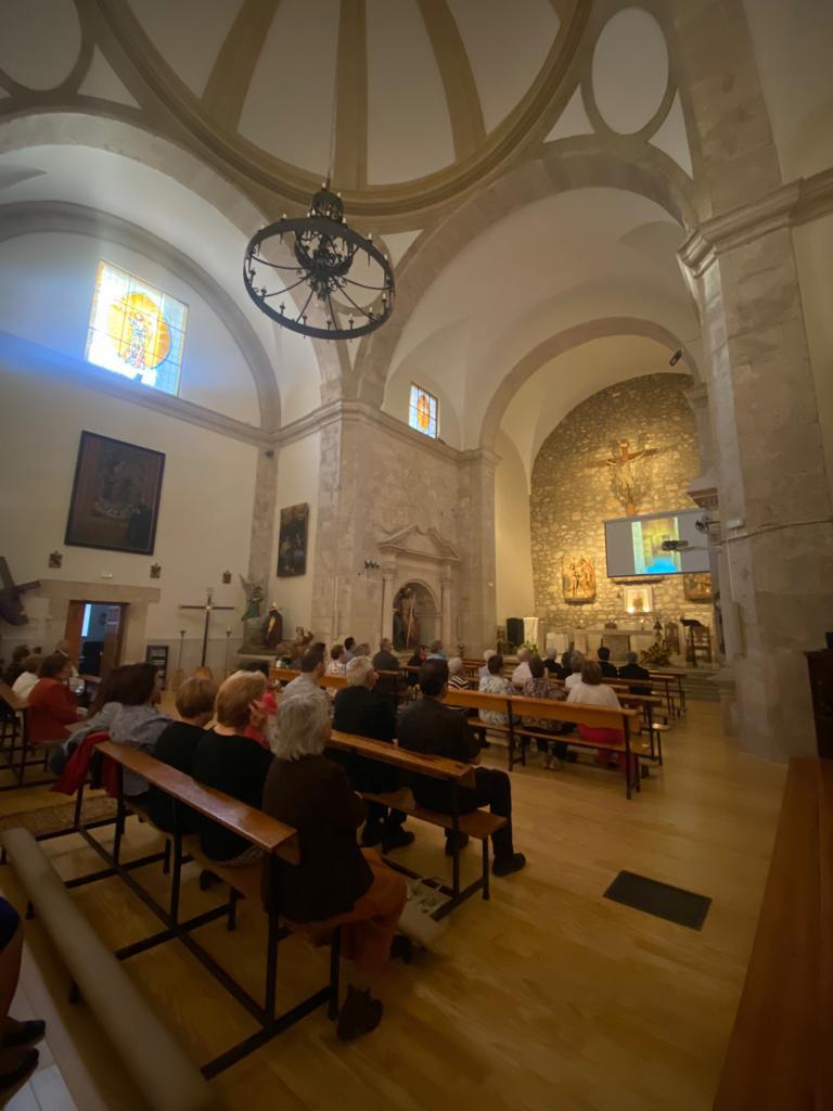 Interior del templo una vez remozado