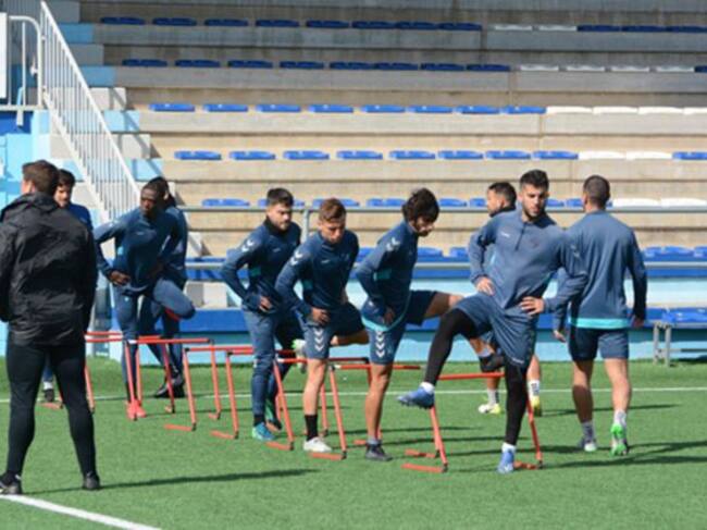 El Ebro entrena en el estadio Pedro Sancho