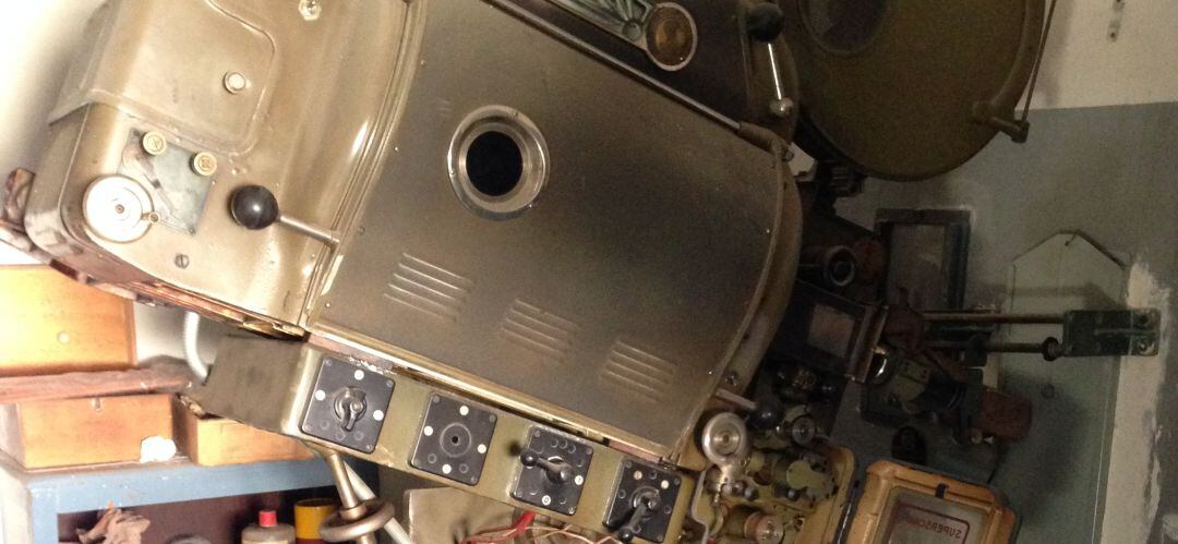 Proyectores cine San Lorenzo