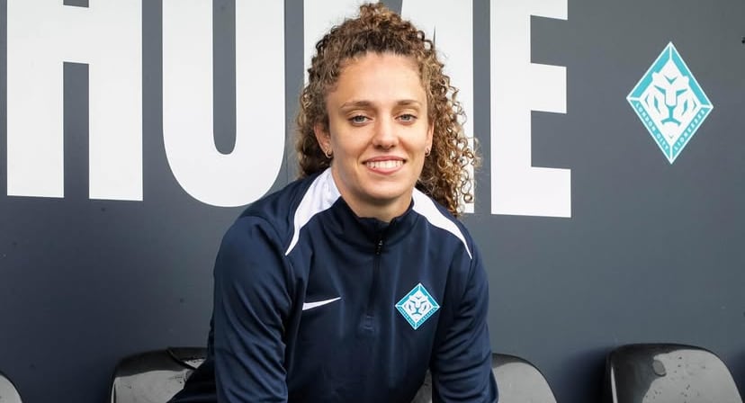 Paula Partido, durante su presentación como nueva futbolista del London City Lionesses / London City Lionesses
