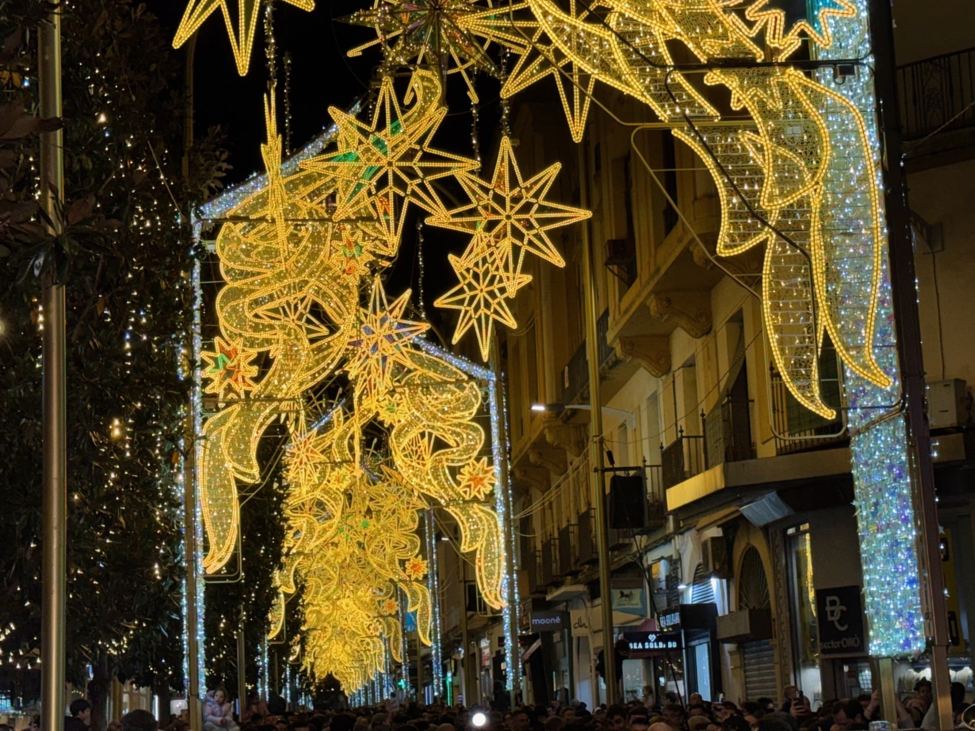 Alumbrado navideño calle Cruz Conde