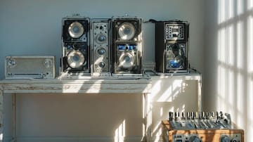 Cómo crear imágenes con textos escondidos: así funciona la nueva inteligencia artificial de moda