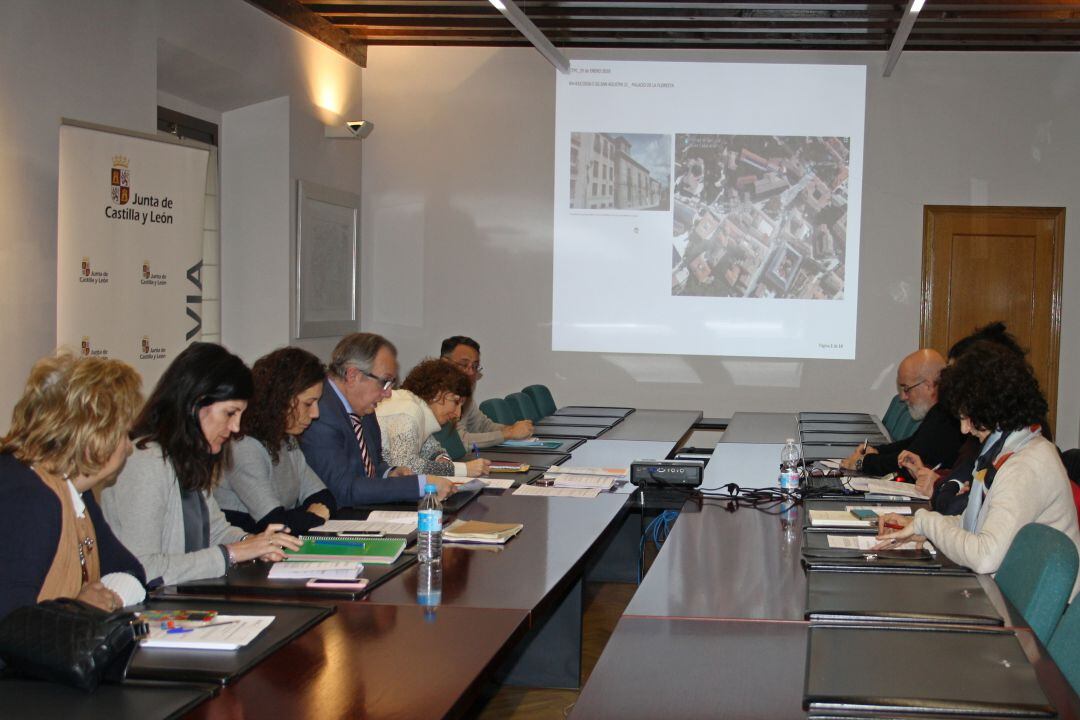 La comisión de Patrimonio ha aprobado entre otras cosas la restauración del retablo mayor del Monasterio de El Parral