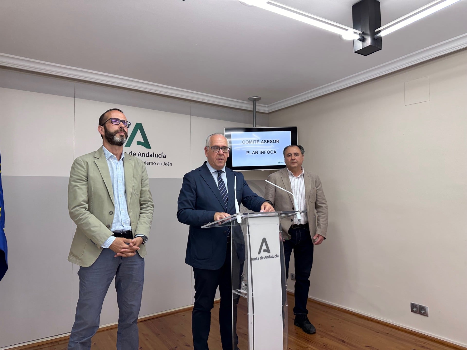 Comparecencia posterior a la reunión del Comité Asesor del Plan Infoca celebrada este jueves.