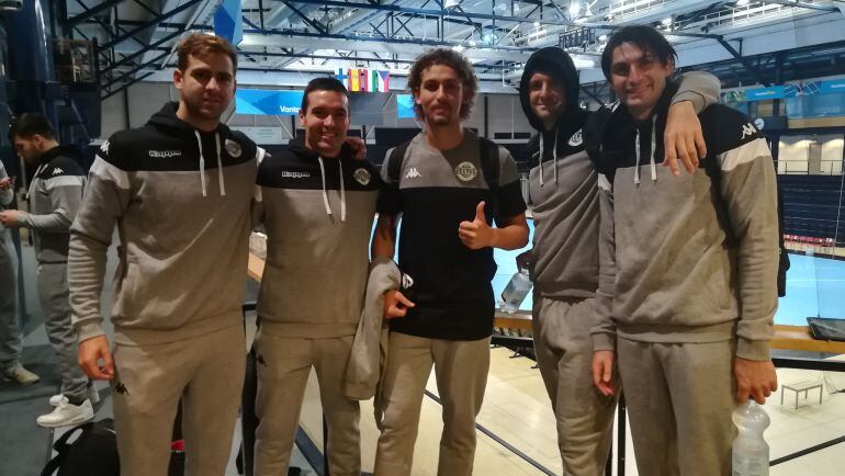 Los jugadores del ABANCA Ademar tras el entrenamiento