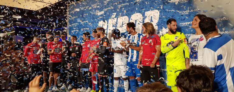 El Deportivo se presenta ante su afición