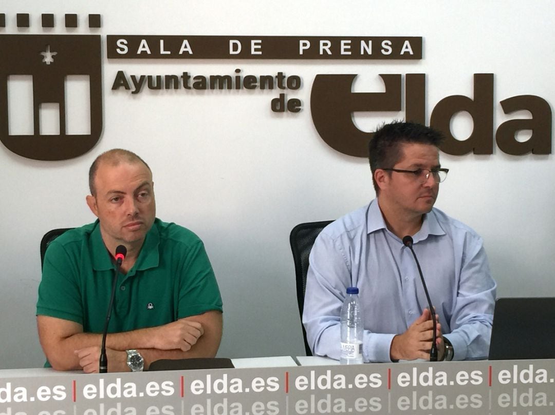 Alejandro Ruiz (I) y Fran Gómez, directivos del Monastil Rugby Elda