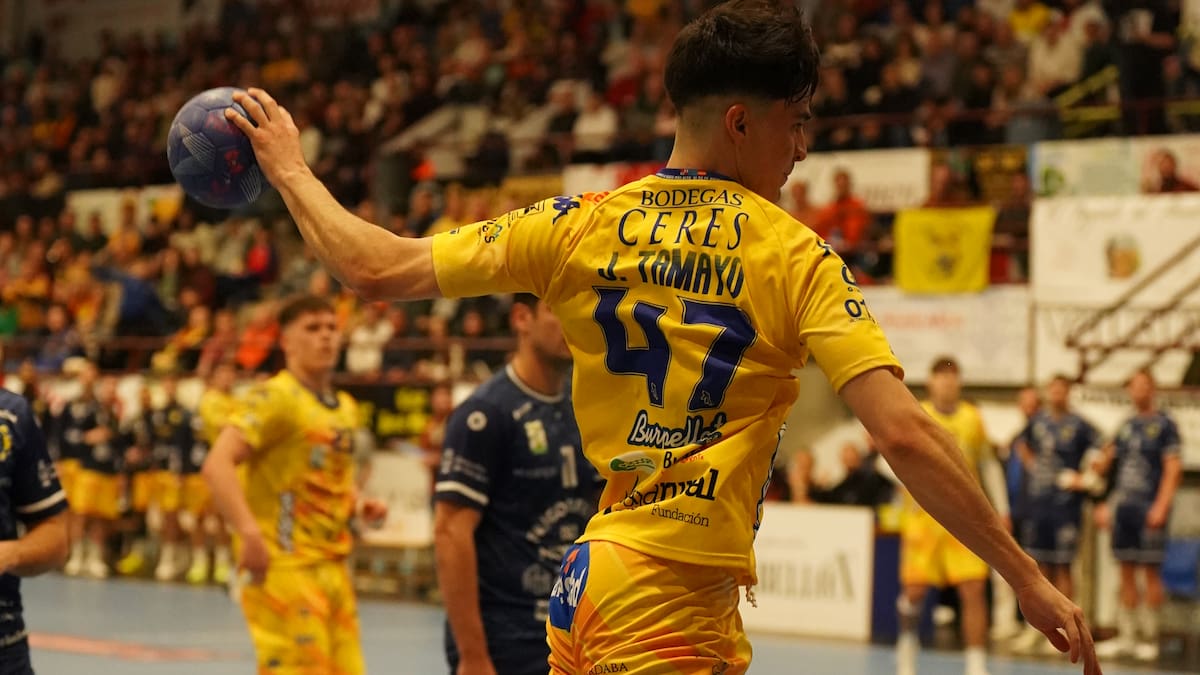 Juan Tamayo: “Mi sueño es seguir jugando en Aranda y en ASOBAL”