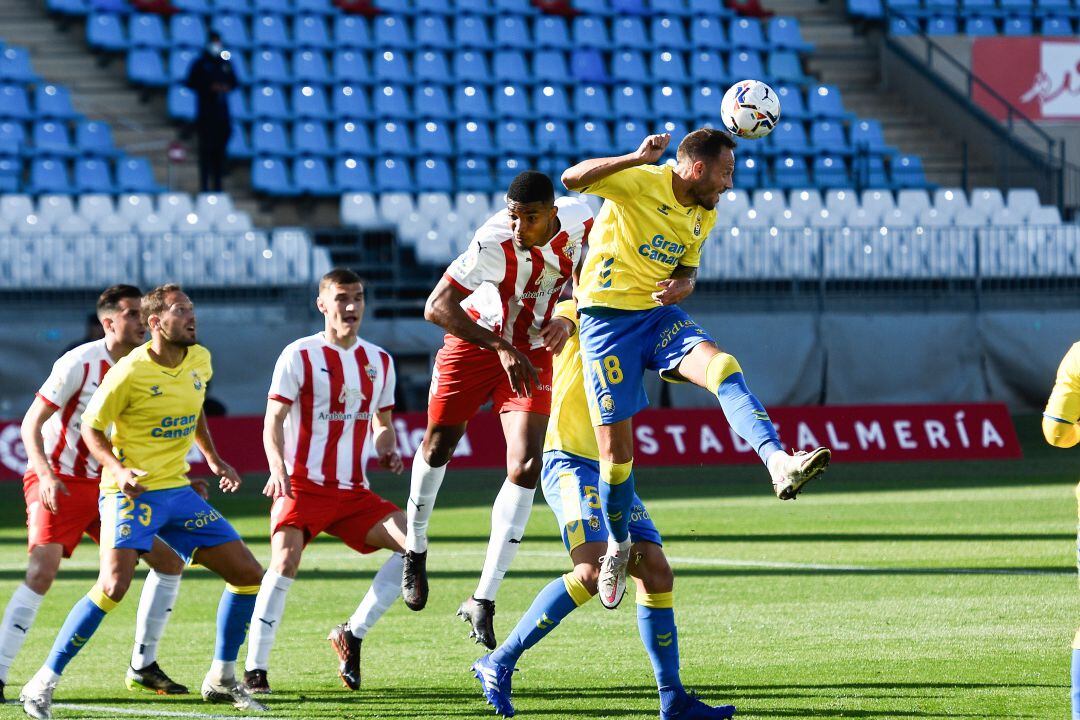 Maras e Ivanildo, en el Almería-Las Palmas. 