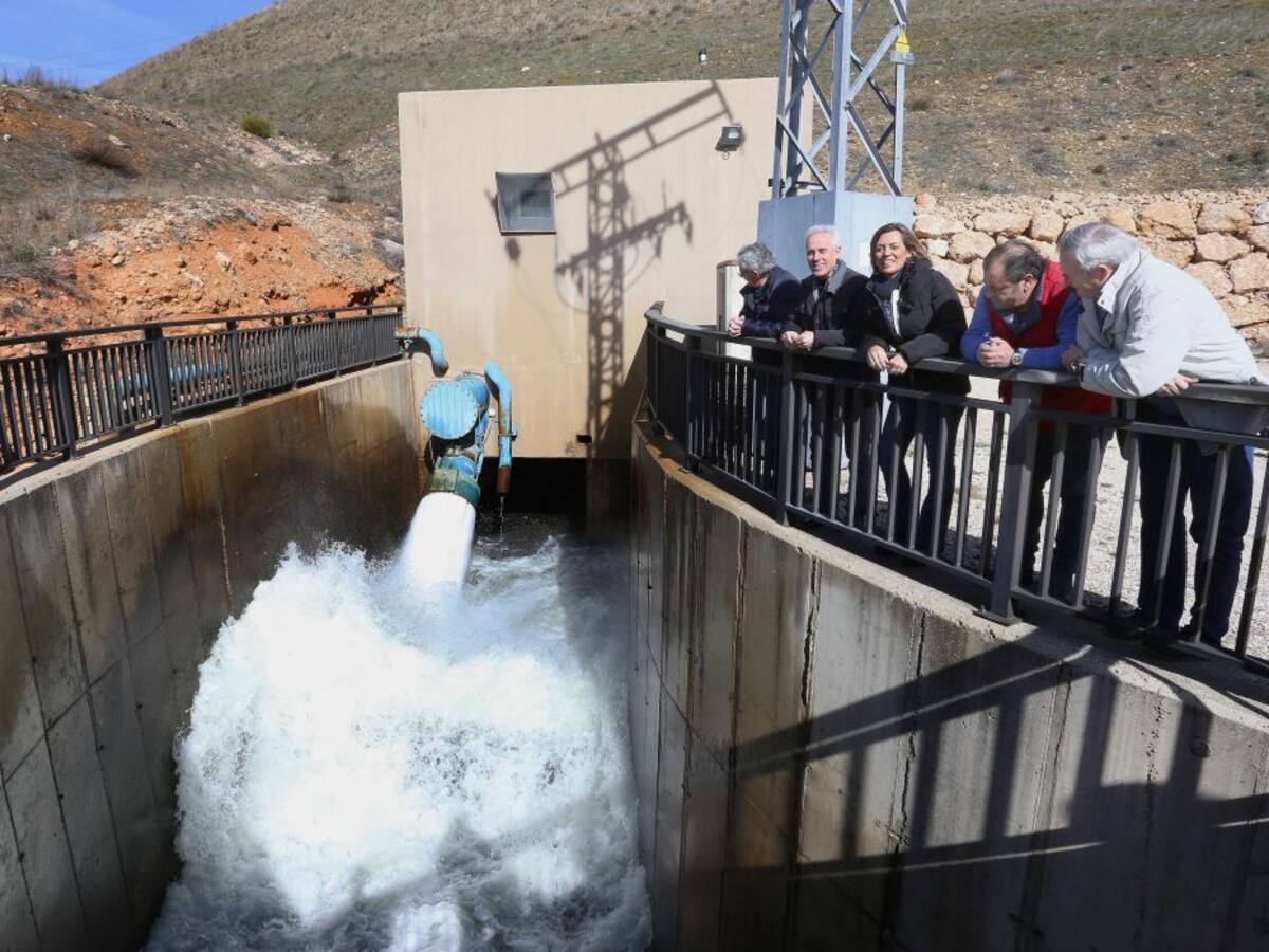 423 regantes de la Valdavia podrán regar hasta 2.700 hectáreas a coste energético cero
