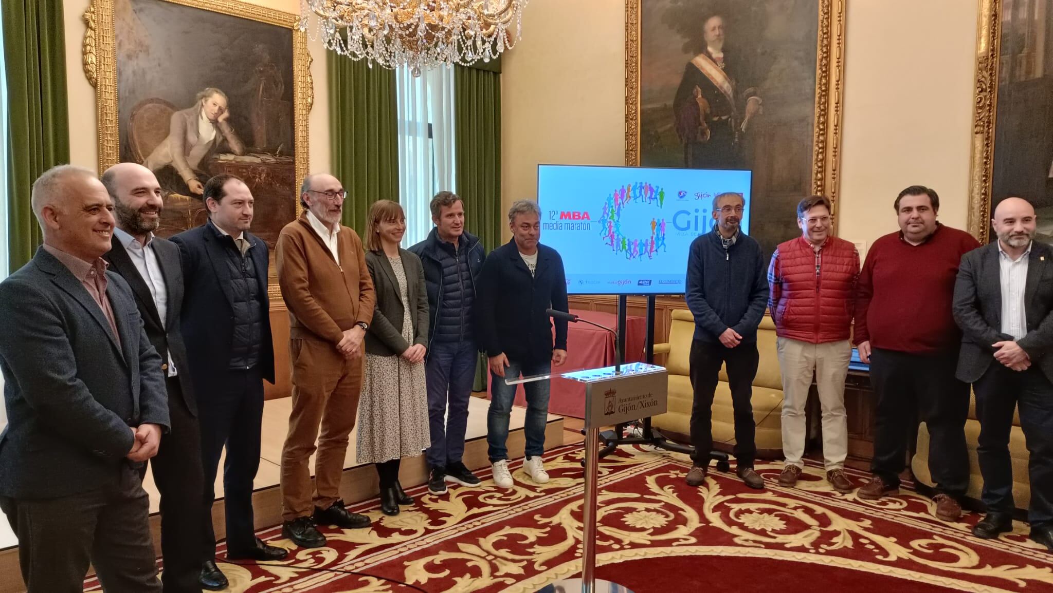 Presentación de la Media Maratón de Gijón en el ayuntamiento