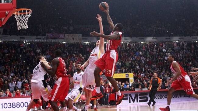 El Olympiacos del Pireo visita el Buesa Arena en el Top-16.