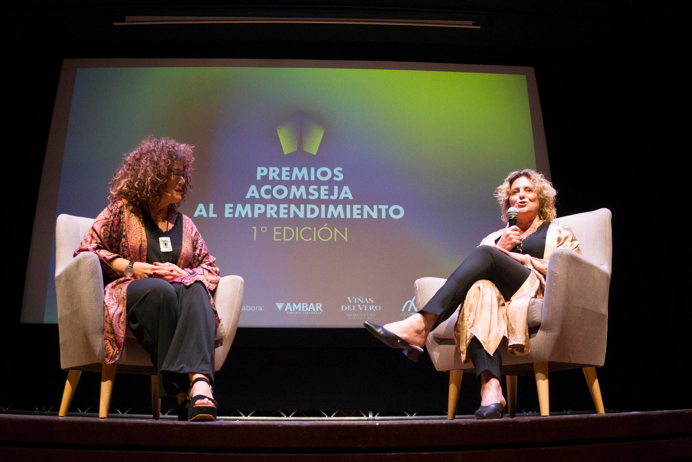 La directora de Radio Jaca-SER Pirineos, Cristina Pérez, mantuvo al inicio una distendida conversación con Marian Bandrés
