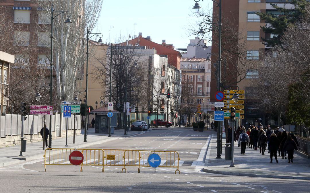 El centro de Valladolid está cortado al tráfico por los altos niveles de contaminación