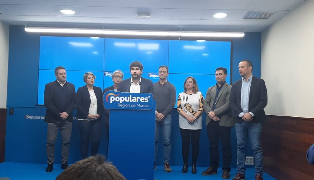 Dirigentes del PP de la región de Murcia tras la reunión de la Junta Directiva regional