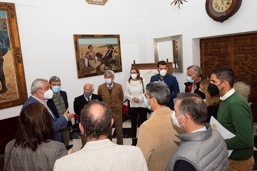 Reunión del presidente de la Diputación de Cáceres con representantes de DO e IGP