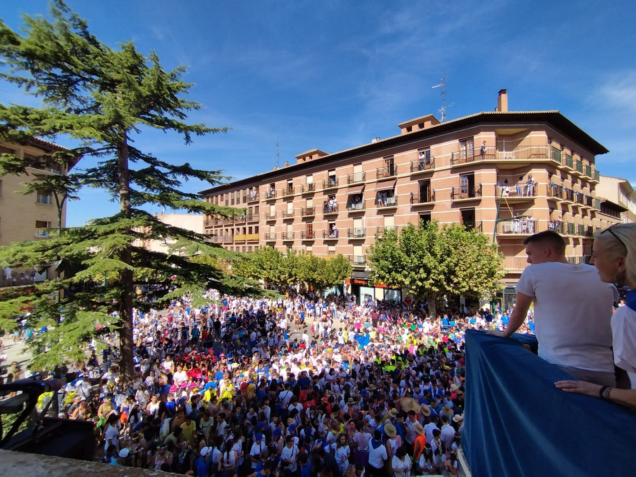 Momentos previos al pregón en las Fiestas de Ejea