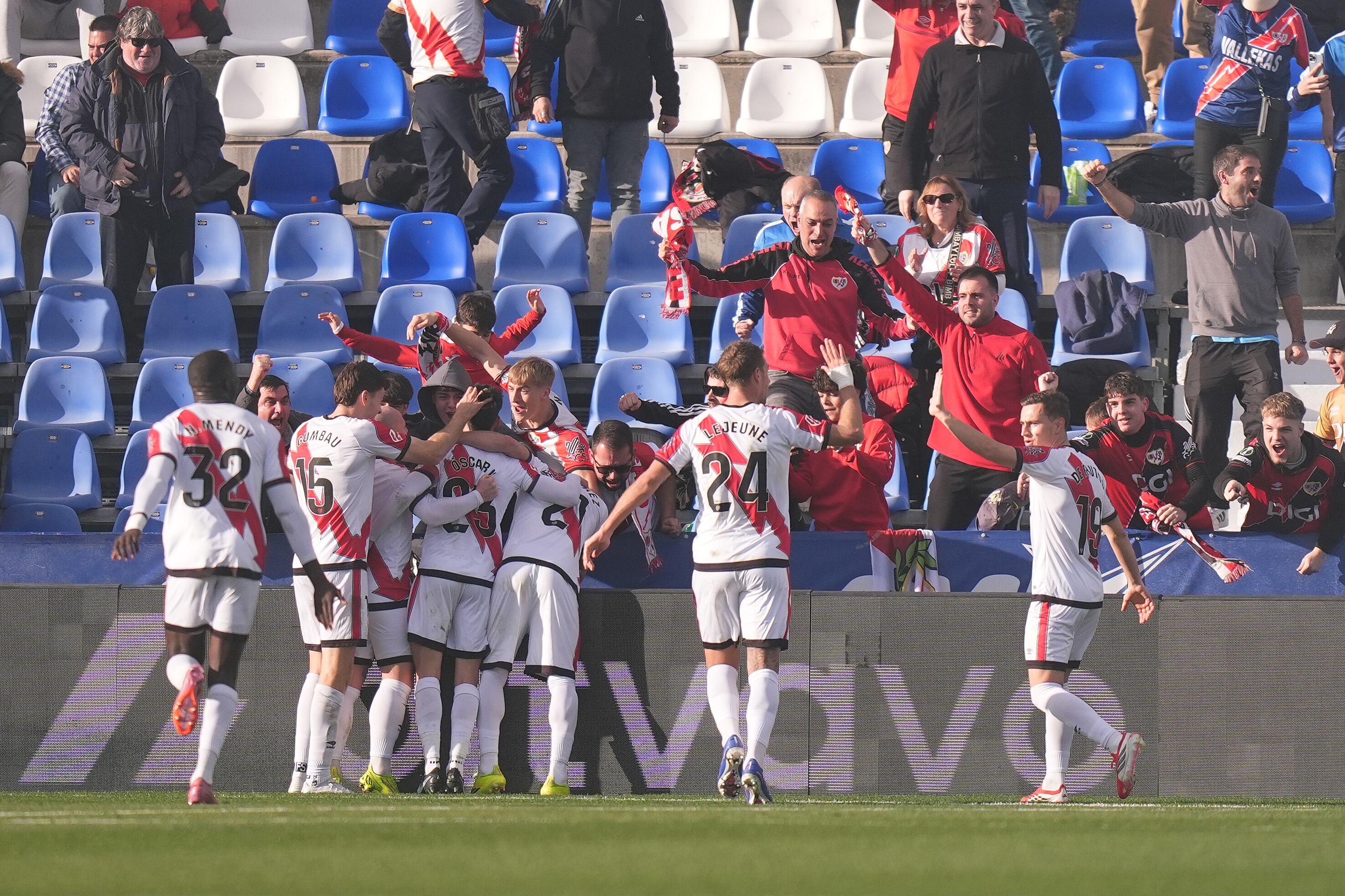Óscar Valentín celebrando su gol frente al Atlético de Madrid en Butarque
