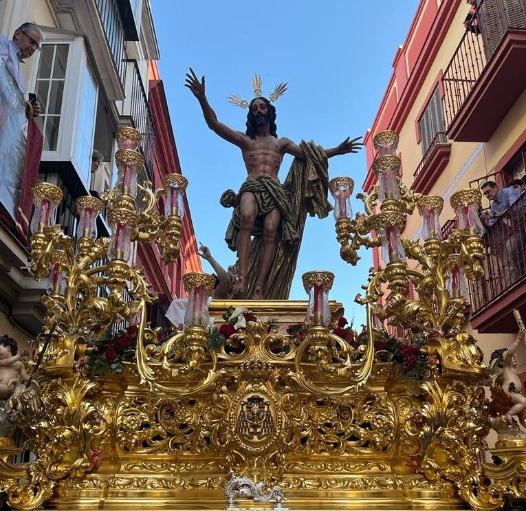 El Señor de la Resurrección recorrerá este sábado las calles de Sevilla por el 50 aniversario de su Hermandad