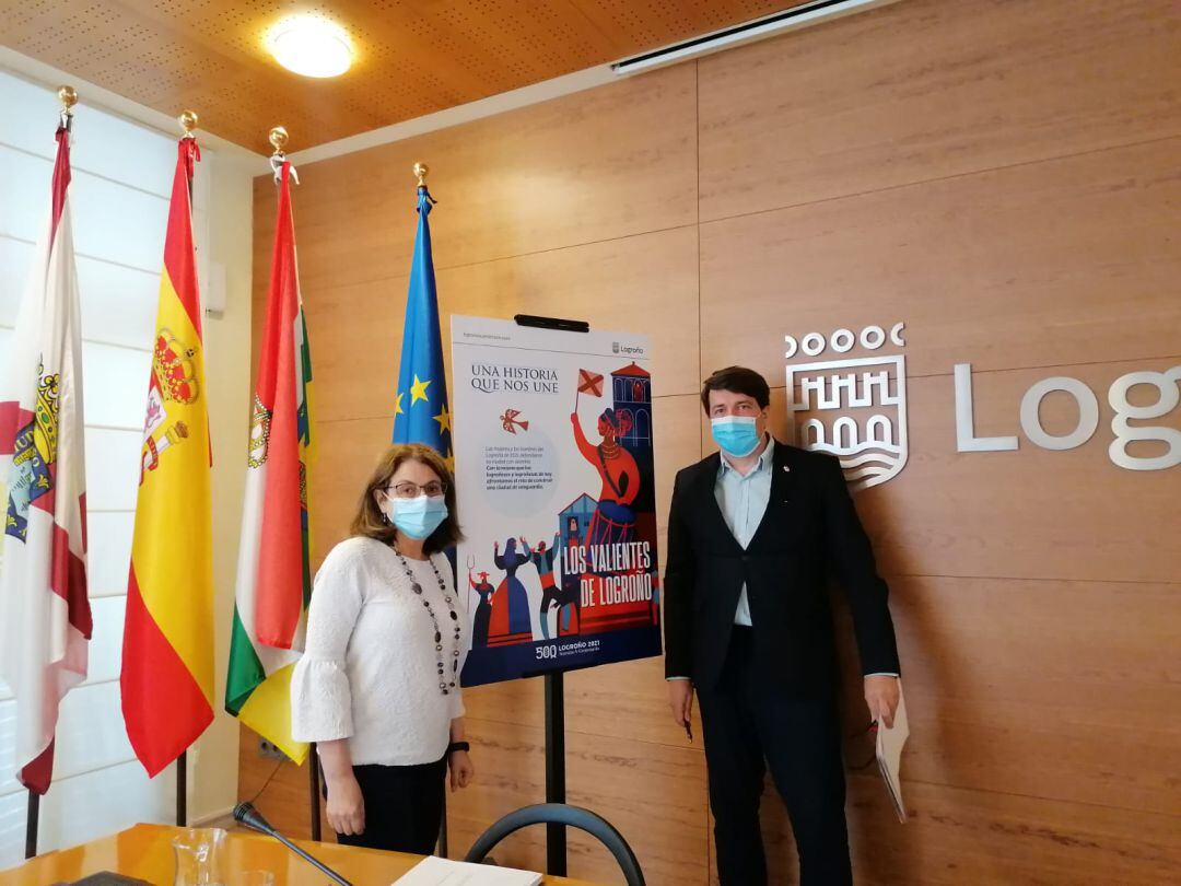 Dolores Fernández, directora de Cultura y Kilian Cruz, portavoz del equipo de gobierno