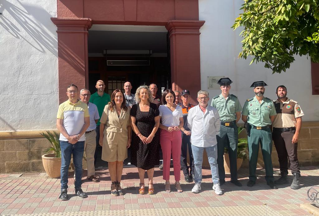 Reunión en Lopera de la Junta Local de Seguridad ante el inicio de la campaña de recolección de aceituna.