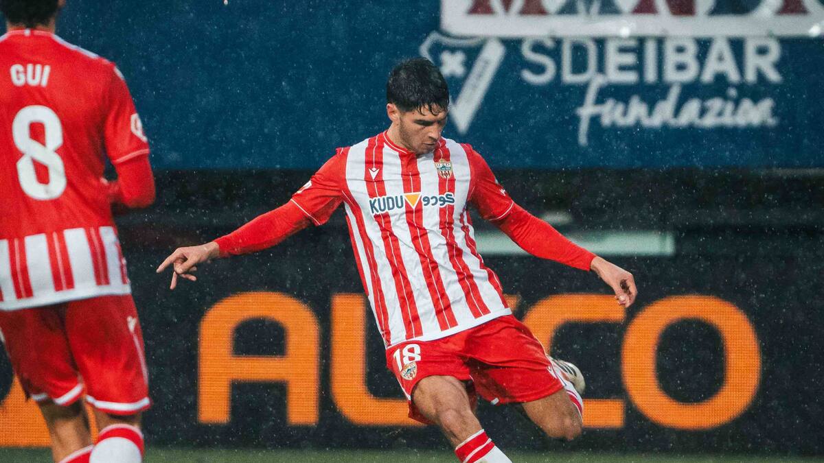 La racha del Almería es un caos: 19 puntos, a la basura