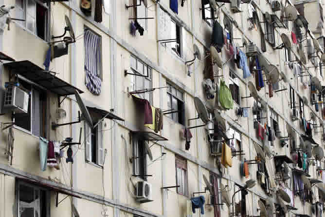 El distrito Diar Echams vive los peores disturbios de los últimos años.- Las malas condiciones de las viviendas y el desempleo generan crispación en el vecindario