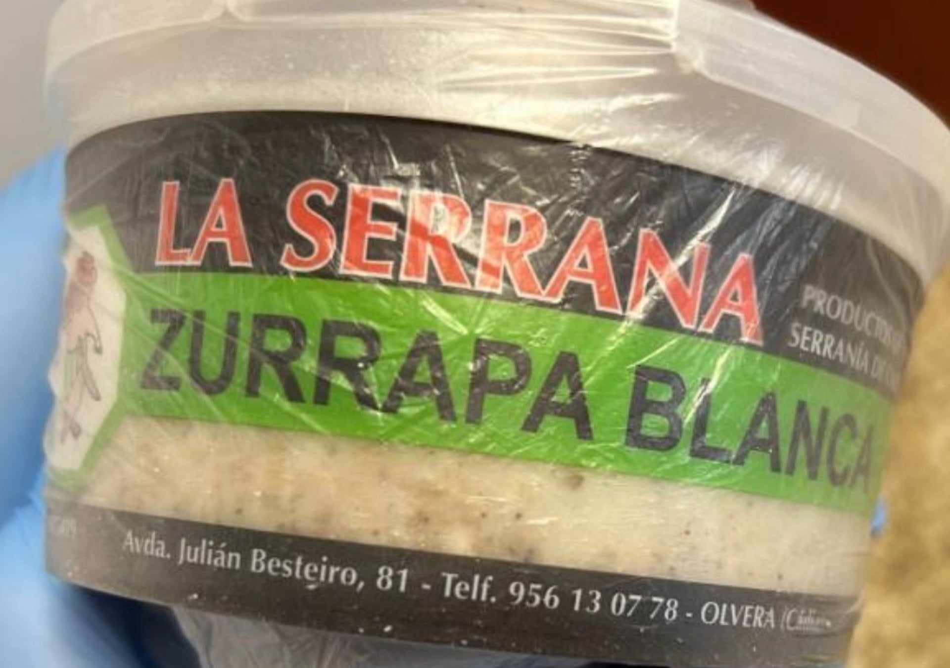 Imagen de un envase del producto cárnico afectado por listeria