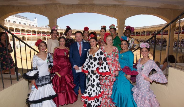 Las entrada a la plaza es uno de los momentos más esperados por las Damas Goyescas y su presidenta