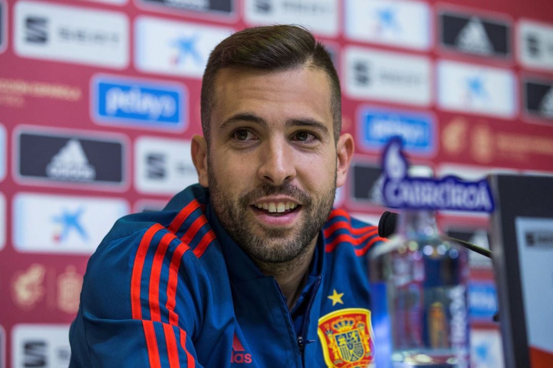 Jordi Alba durante la rueda de prensa. 