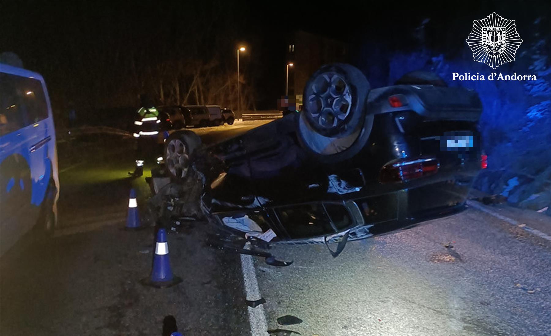 Accident a la Traba, a Canillo, causat per un conductor begut la passada nit.