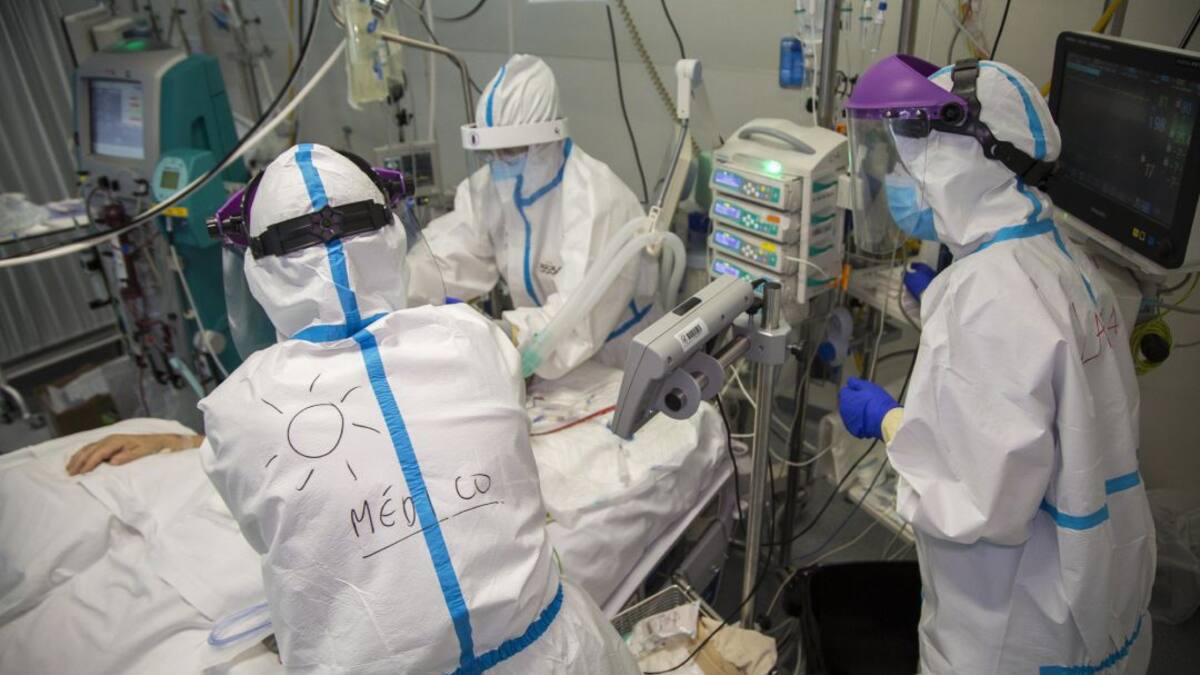 El COVID-19 vuelve a crecer en Asturias: 328 casos y la positividad en el 8,3%