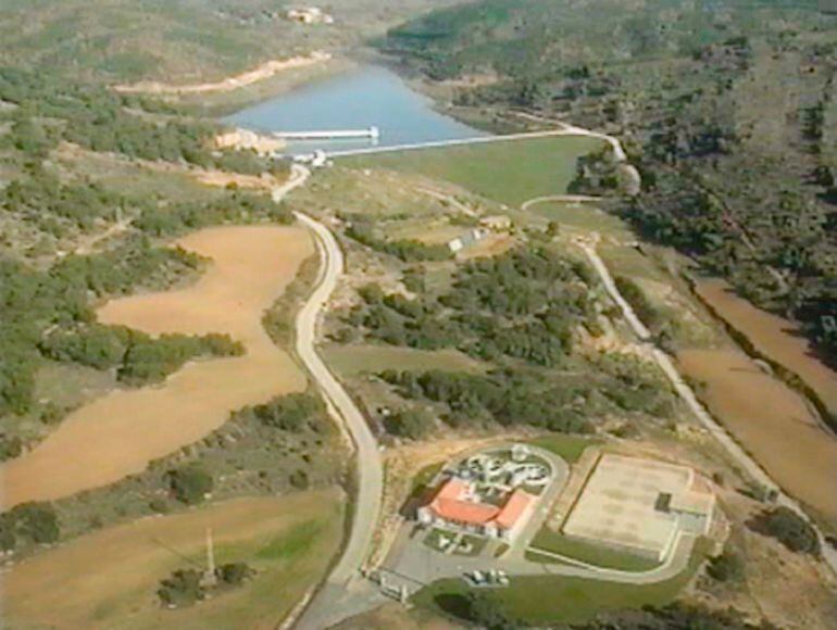 Embalse de Olóriz y planta potabilizadora para dar servico a la Mancomunidad de Mairaga