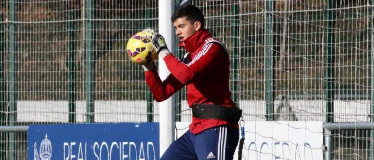 Rulli se ejercita con la Real en Zubieta