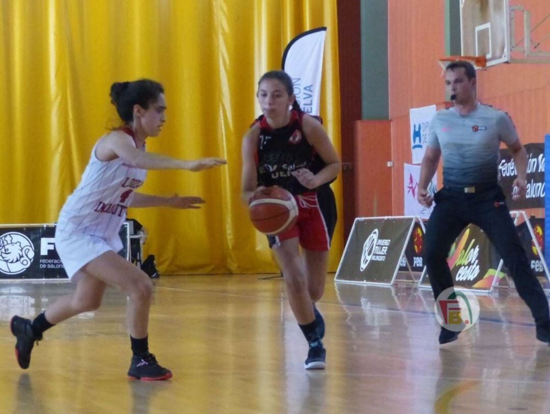 Angela Ganaza es nueva jugadora del DKV Jerez