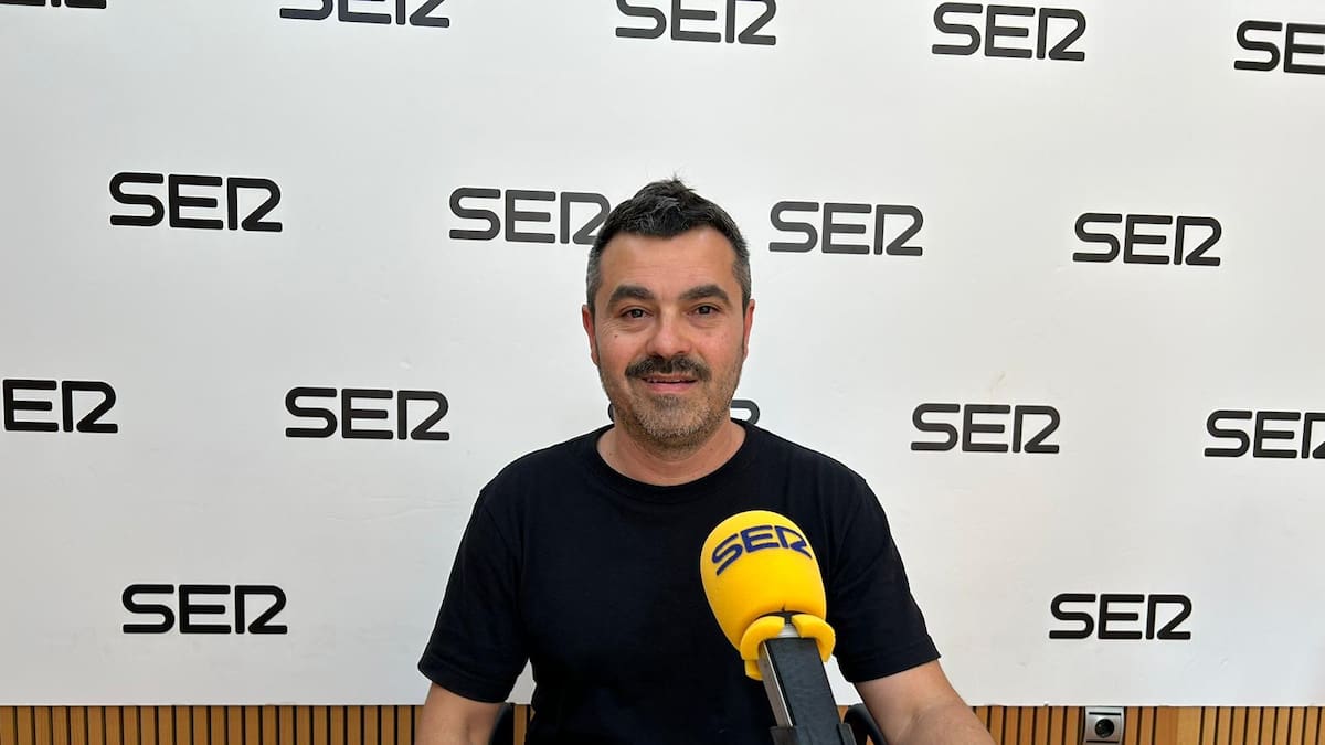 Ser Enfermeras: Enrique Gómez Blanco, enfermero escolar