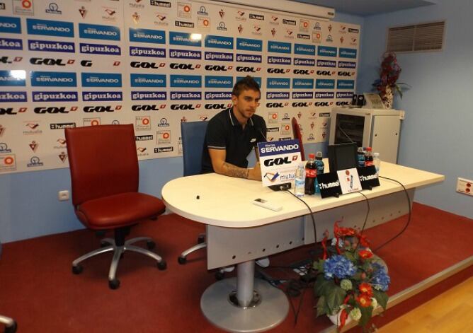 Irureta responde a los medios este mediodía en Ipurua.