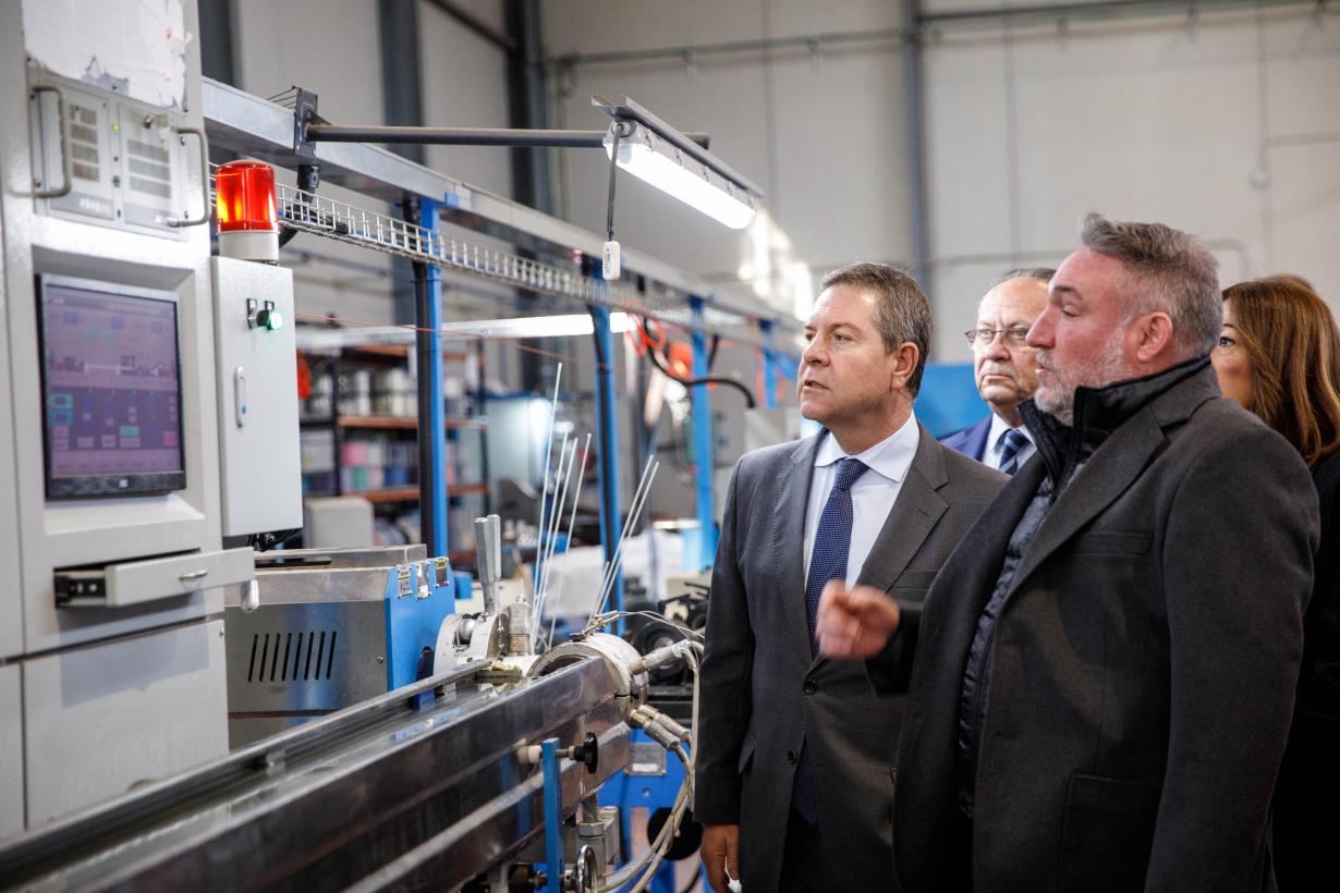 El presidente García-Page en las instalaciones de la empresa que ha inaugurado este lunes