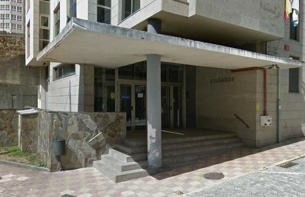 Entrada al Palacio de Justicia de Ferrol (cedida)