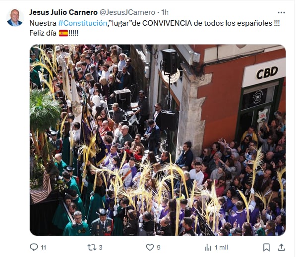 El alcalde de Valladolid usa una imagen de la Semana Santa para felicitar el Día de la Constitución