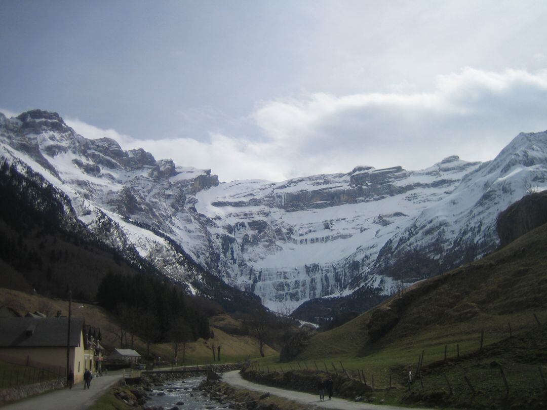 Camí cap al circ de Gavarnie, al Pirineu francès