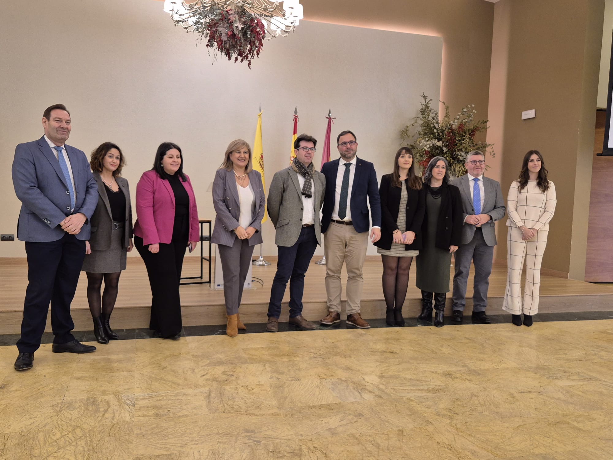 Personalidades en la presentación