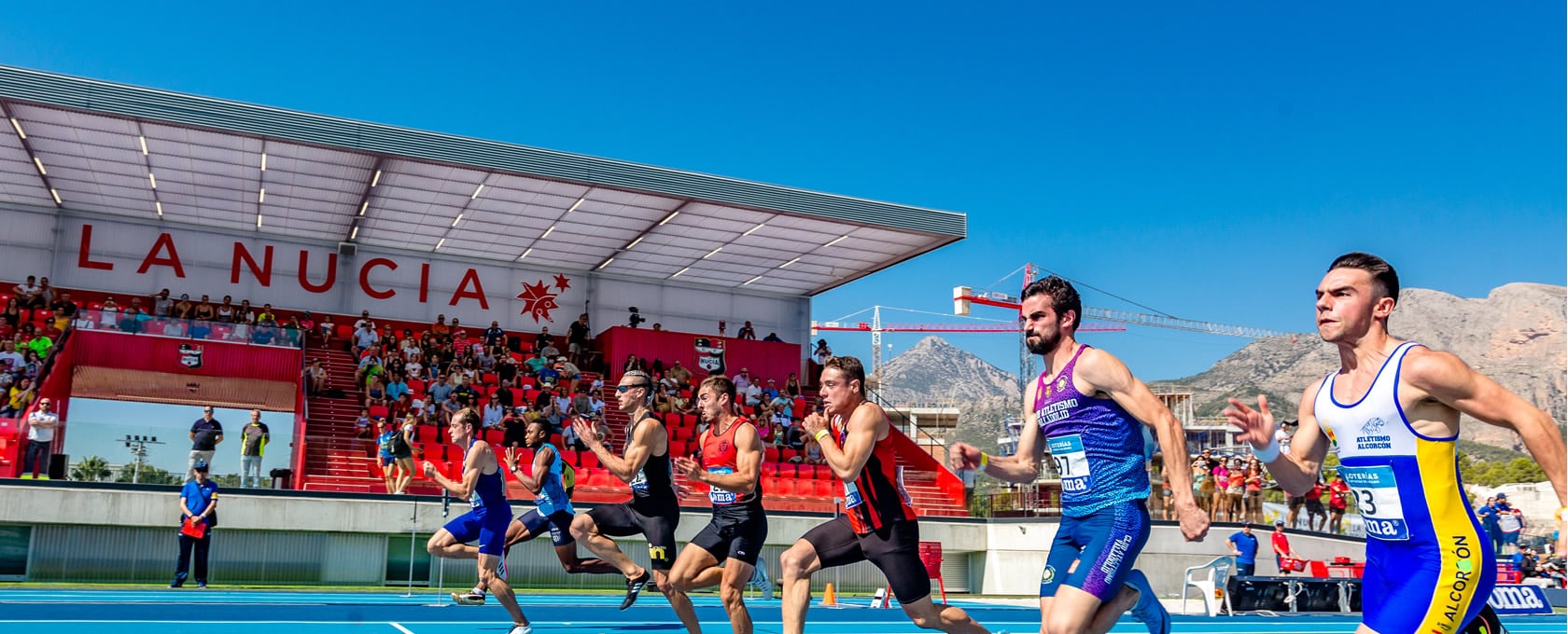 El Estadi Olimpic de La Nucía durante una prueba de atletismo